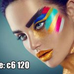 پوستر دیواری پرتره فشن طلایی با پس‌زمینه آبی (گلامور و لوکس)