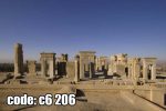 پوستر دیواری معماری باستانی ایران با ستون‌های سنگی باشکوه