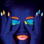 پوستر دیواری سه بعدی طرح ناخن نئونی