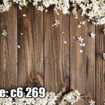 پوستر دیواری چوبی با قاب گل‌های سفید بهاری