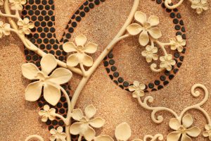پوستر دیواری طرح گچ بری گل زمینه قهوه ای